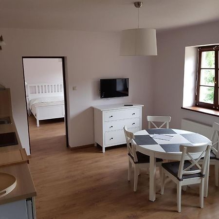 Gospodarstwo Nad Jeziorem Zalom  Exterior foto