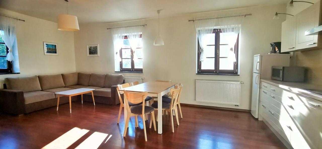 Gospodarstwo Nad Jeziorem Zalom  Exterior foto